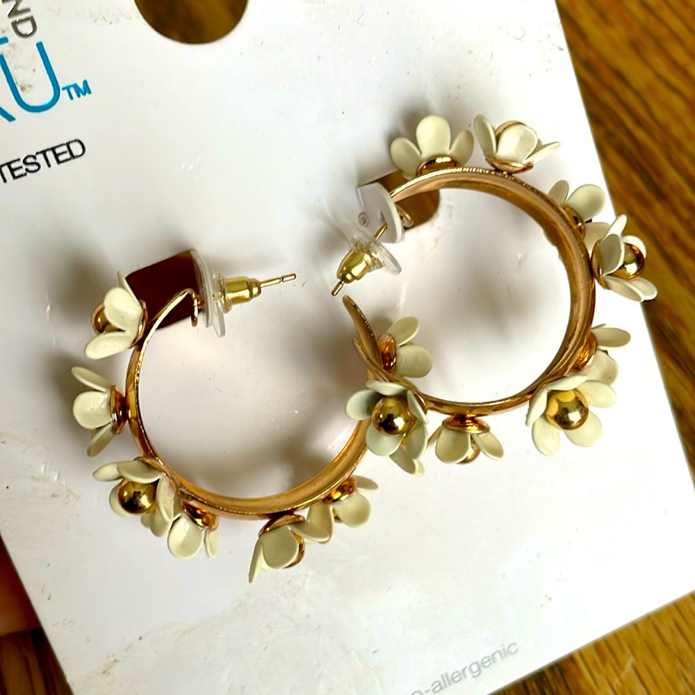 Floral Hoop Earrings - Gold and White